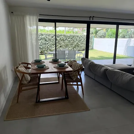 Estepona, Oasis 325 Естепона